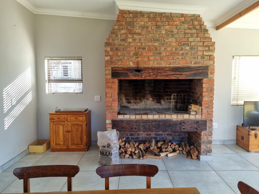 6 Bedroom Property for Sale in Eureka Free State
